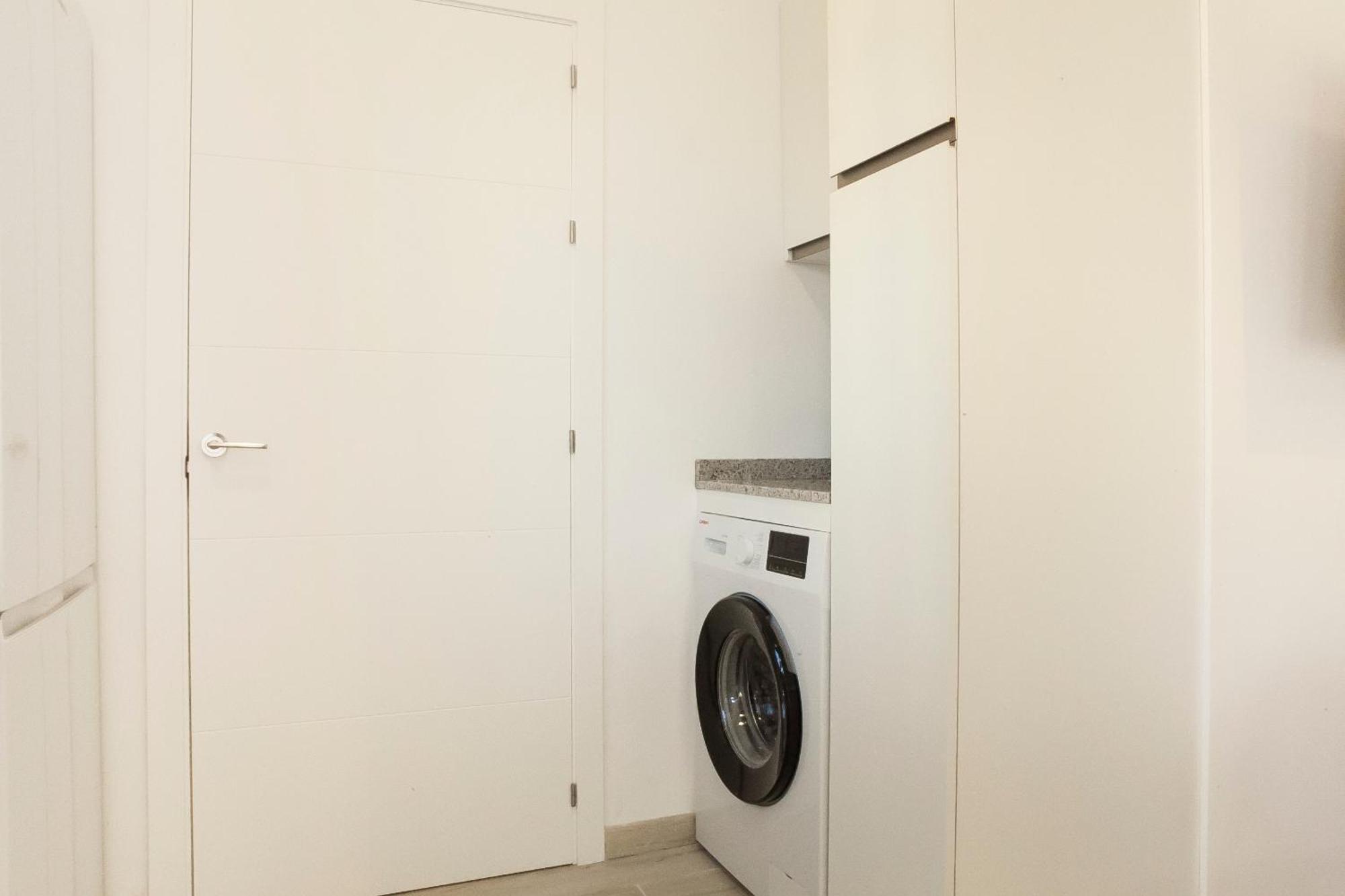 Apartamentos Rg Hospital Valme Seville Ngoại thất bức ảnh